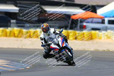 media/Jun-05-2021SpecialRequest-TrackXperience [[78b86e271d]]/Level 2/Turn 2 (1120am)/